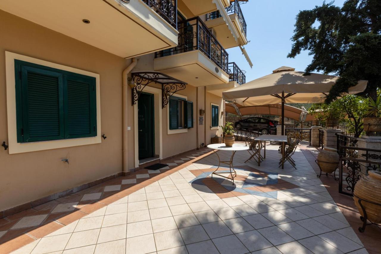 Amfitrion Apartment ยีธิโอ ภายนอก รูปภาพ