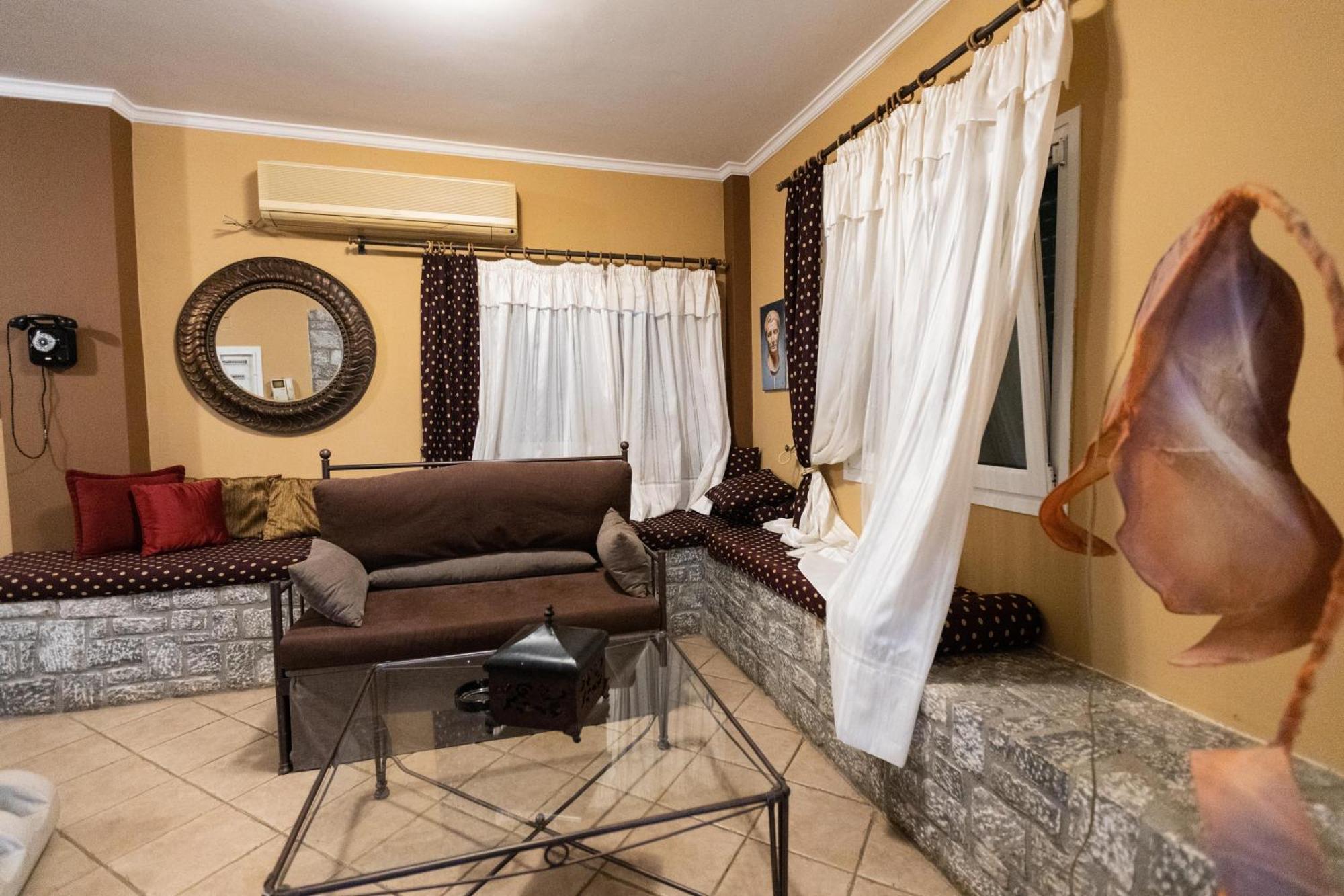 Amfitrion Apartment ยีธิโอ ภายนอก รูปภาพ