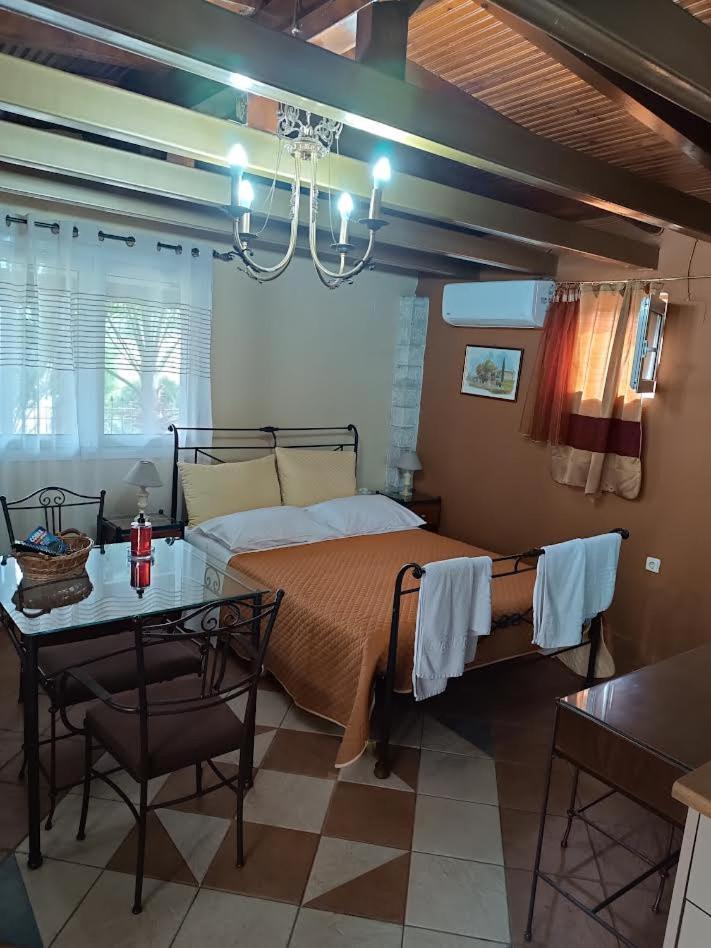 Amfitrion Apartment ยีธิโอ ภายนอก รูปภาพ